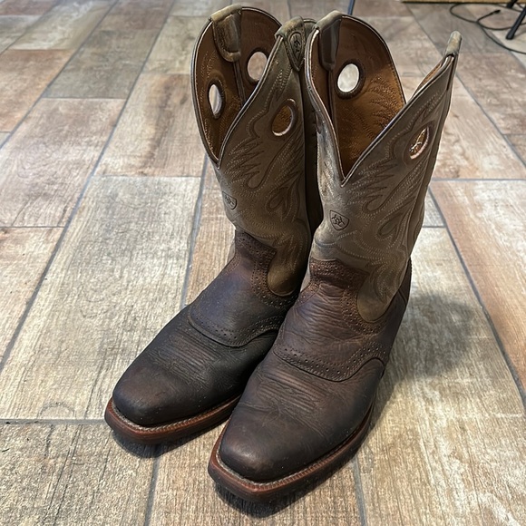 Ariat Men’s‎ Brown Heritage Roughstock Leather Western Boot